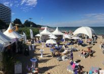 Coole Beats und heiße Drinks direkt am Meer. Herbstliche StrandKlub – Party in Timmendorfer Strand